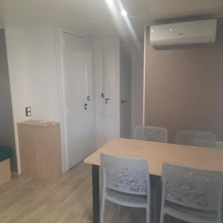 Campsite Mobil-home - Clim- Camping 4 Etoiles - 017 *
